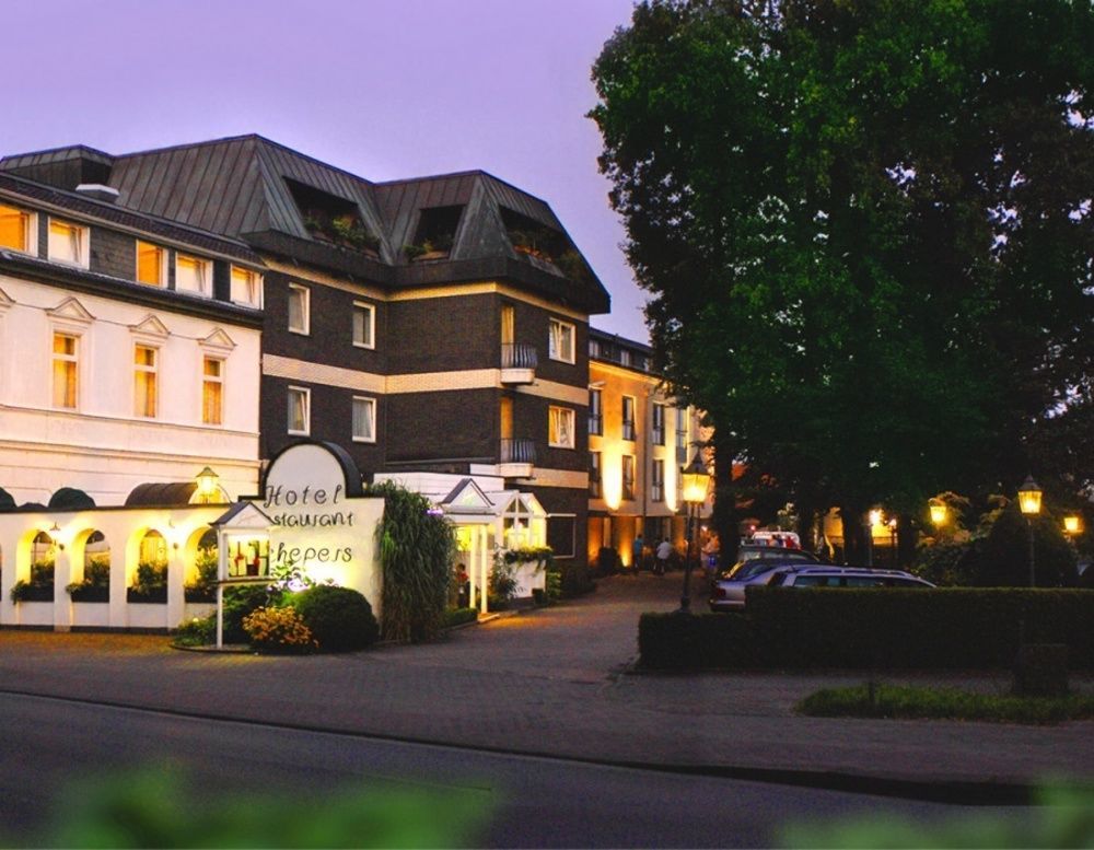 施普斯酒店 格罗瑙 外观 照片